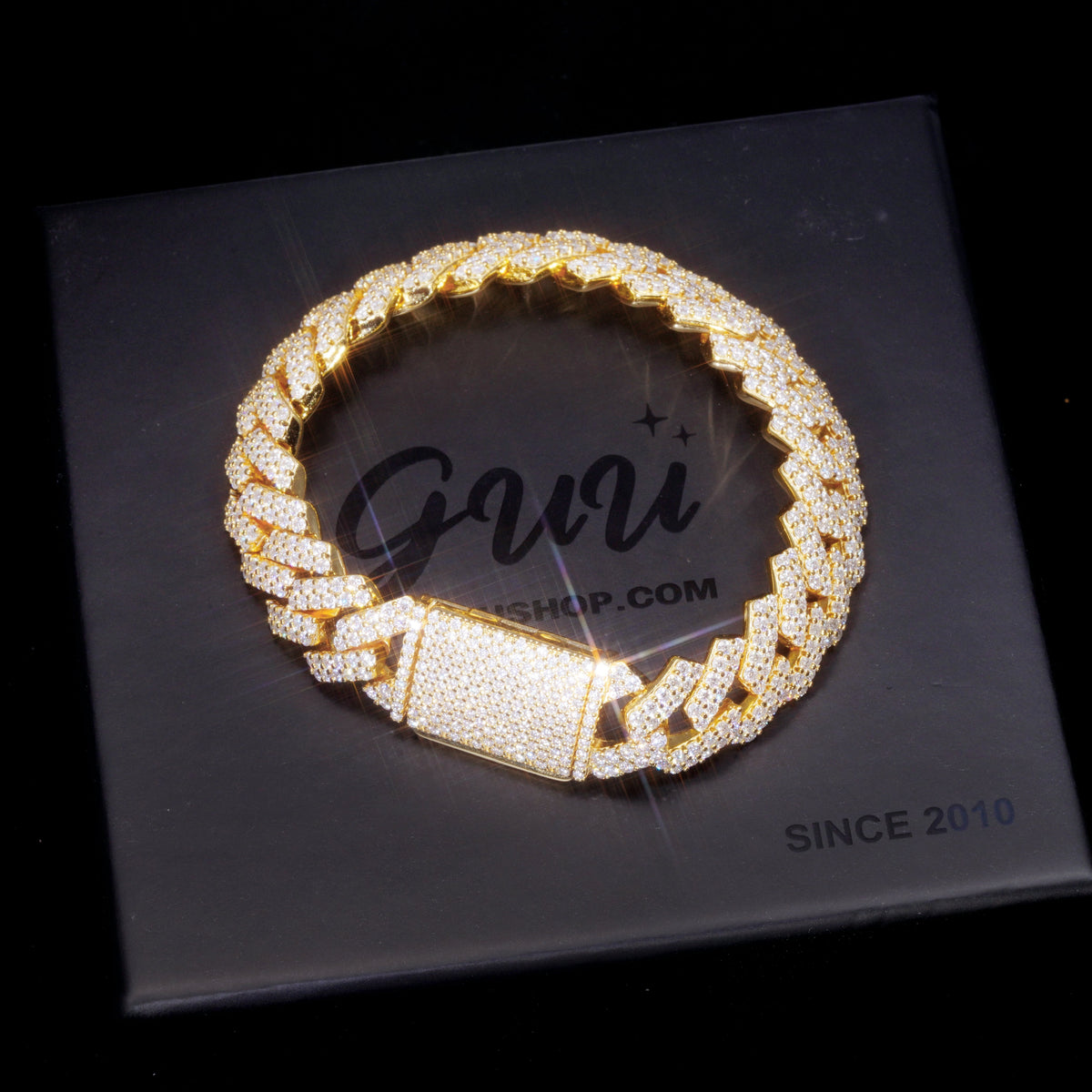 GuuBracelet